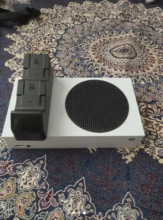 (قیمت مناسب) xbox series s|کنسول، بازی ویدئویی و آنلاین|اسلام‌شهر, شهرک مفیدی|دیوار