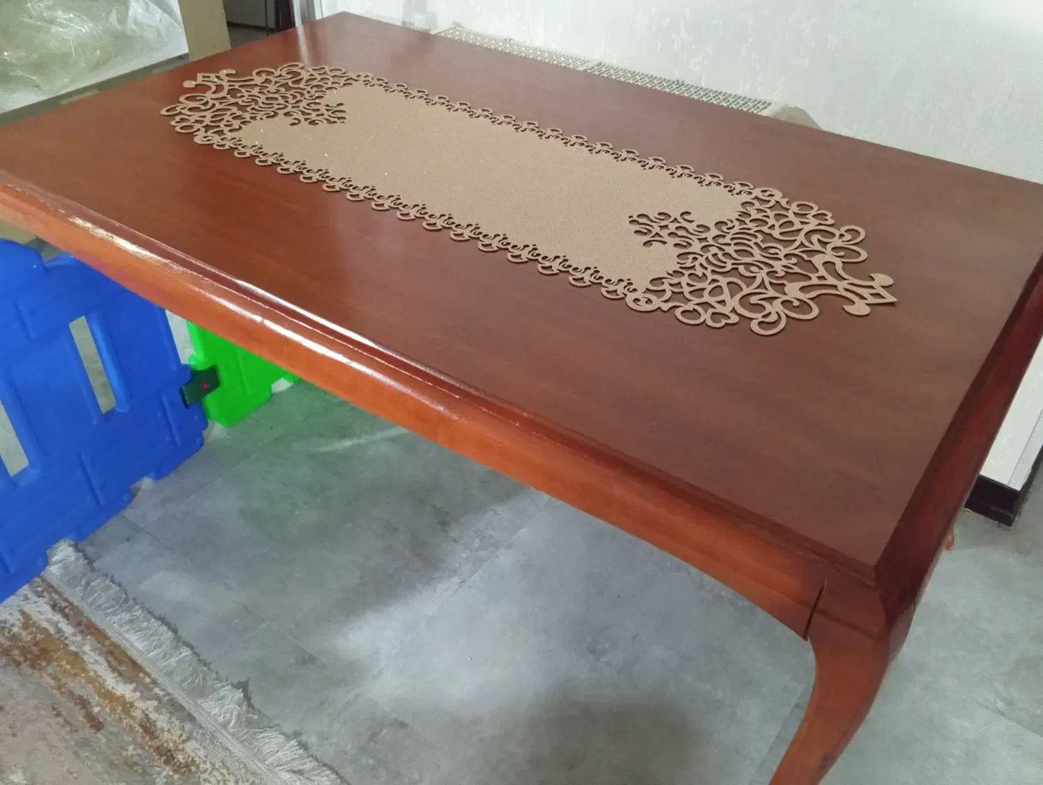 میز نهارخوری در حد نو چوب راش محکم|میز و صندلی غذاخوری|شیراز, زرهی|دیوار