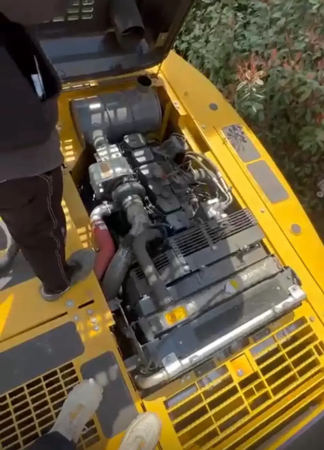 بیل مکانیکی۲۲۰ کوماتسو خط ۷ صفر شده شرایطی|خودرو سنگین|اهواز, کیانپارس |دیوار