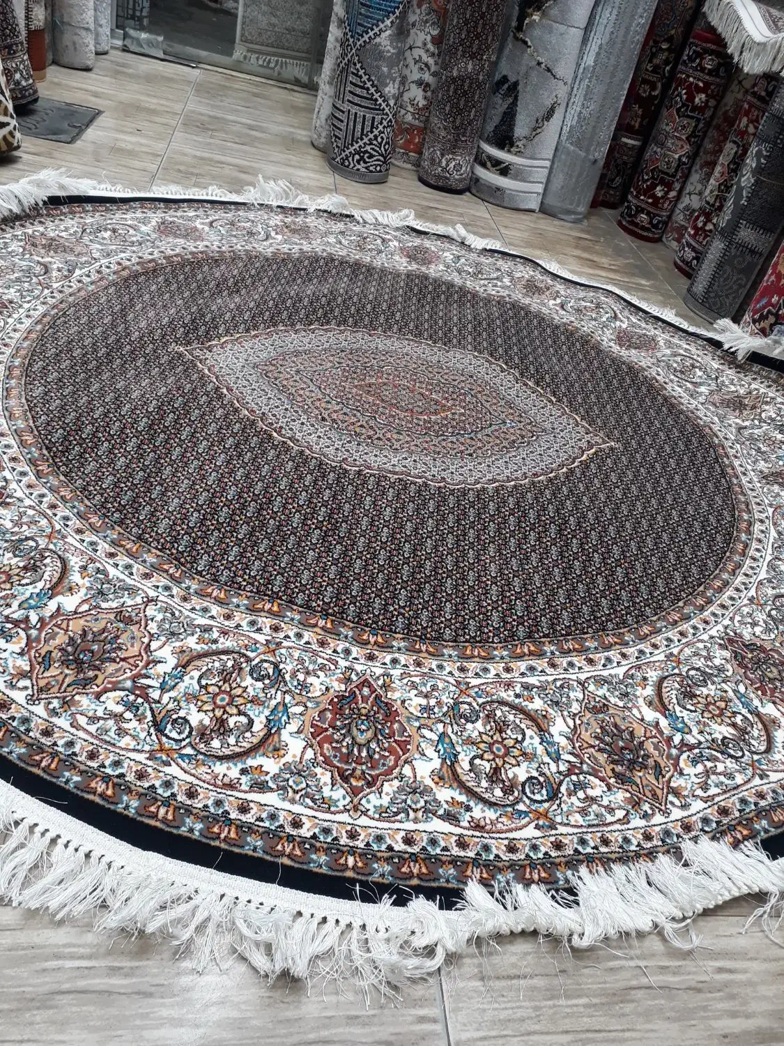 فرش آشپزخانه فرش دایره فرش ماهی گرد مارک یلدا|فرش|تبریز, |دیوار