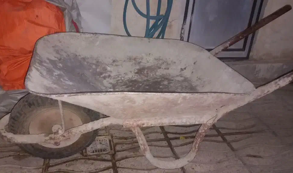 فرغون|ابزارآلات|کرج, حصارک پایین|دیوار