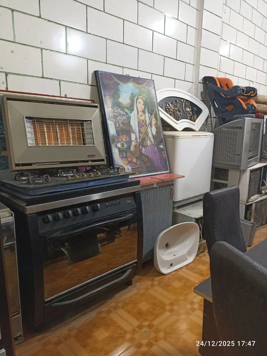 صندلی|صندلی و نیمکت|رامهرمز, |دیوار