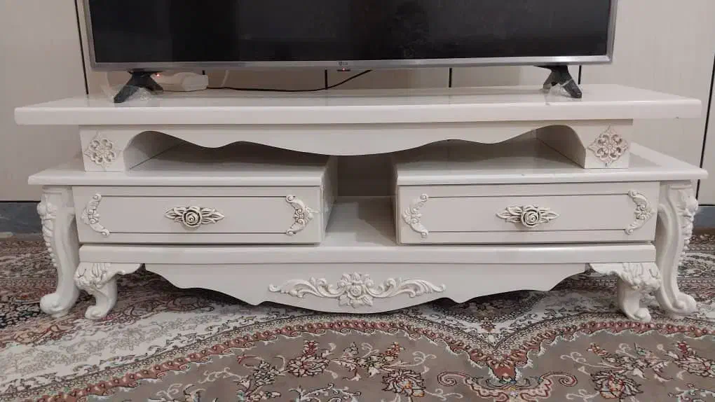 زیر تلویزیونی و ساعت|میز تلویزیون|آبدانان, |دیوار