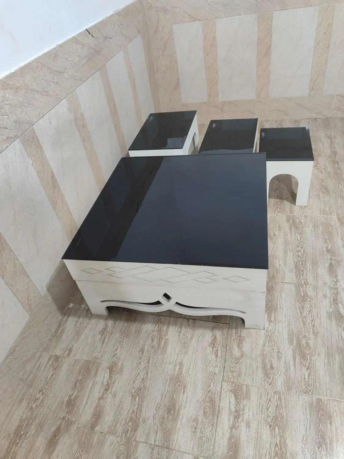 میز عسلی 4تیکه|مبلمان خانگی و میز عسلی|زاهدان, |دیوار