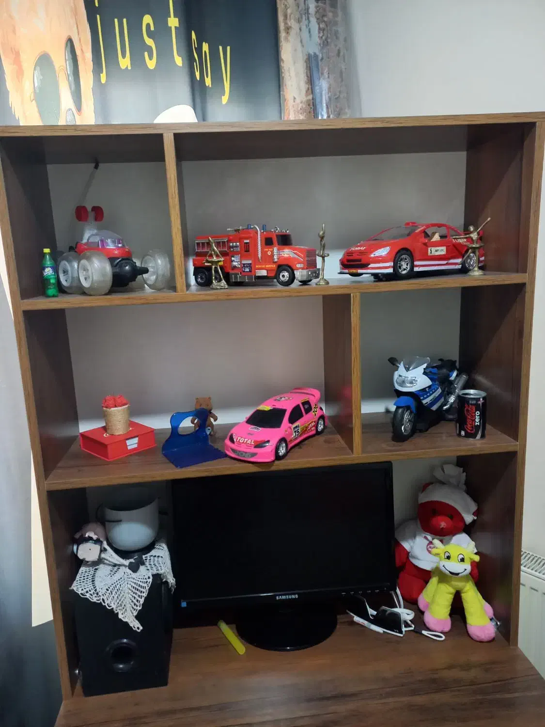 سرویس خواب|تخت و سرویس خواب|پردیس, فاز ۸|دیوار