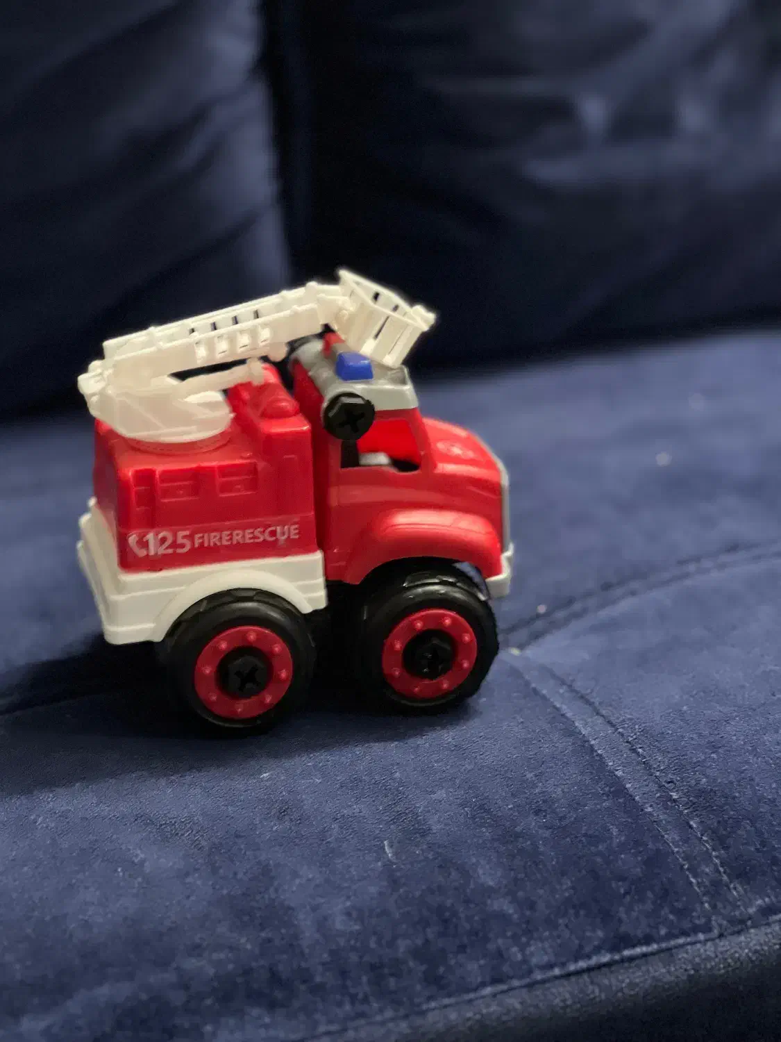 اسباب بازی|اسباببازی بچه|بندر گز, |دیوار