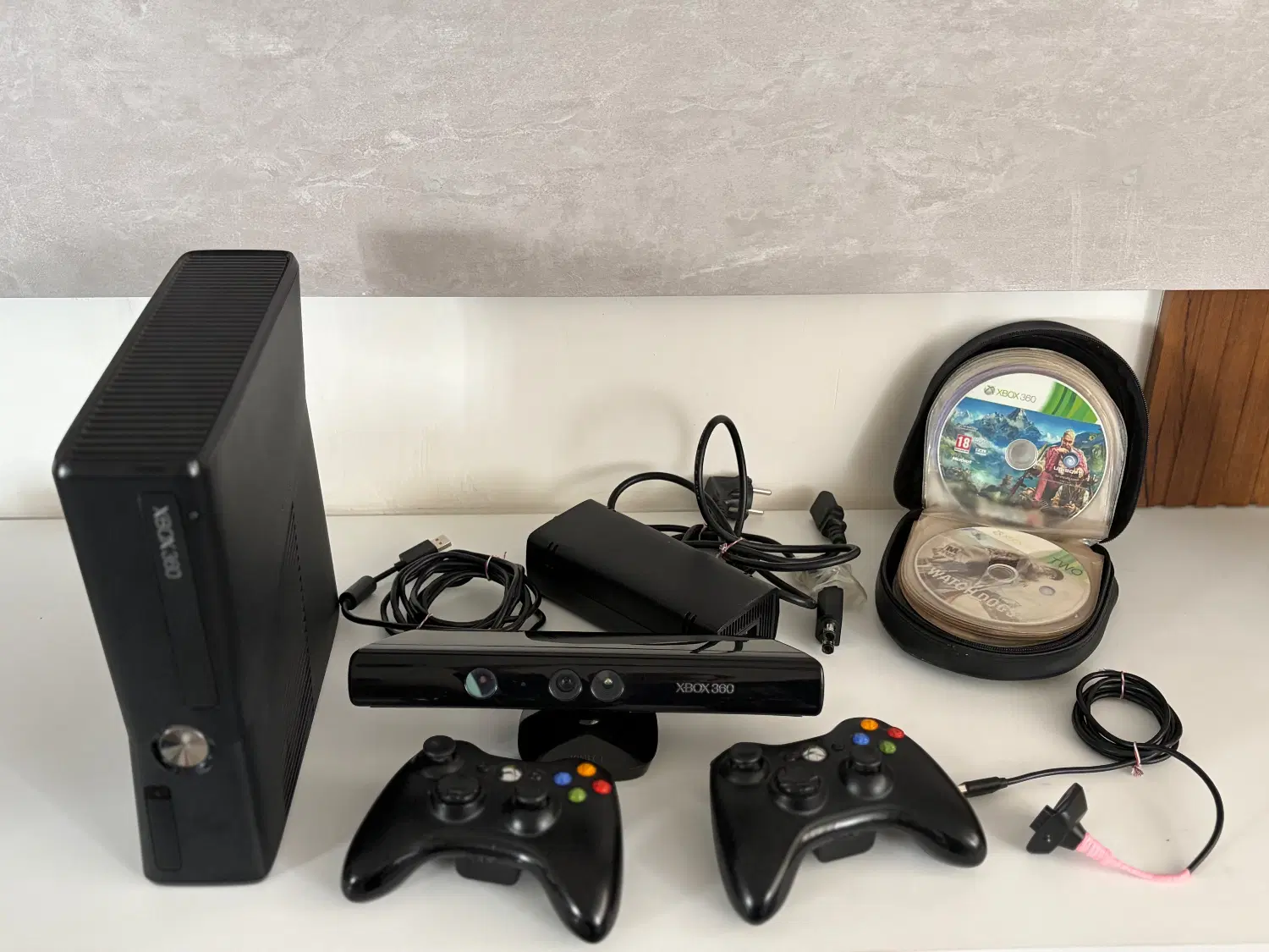 Xbox 360 slim|کنسول، بازی ویدئویی و آنلاین|تبریز, |دیوار