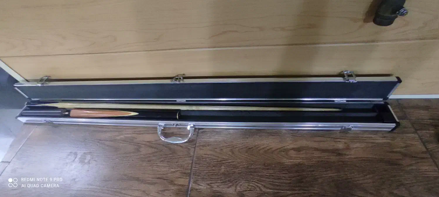 چوب بیلیارد استوک شخصی بدون کیس دو تیکه صحیح سالم|تجهیزات ورزشی|تهران, حر|دیوار