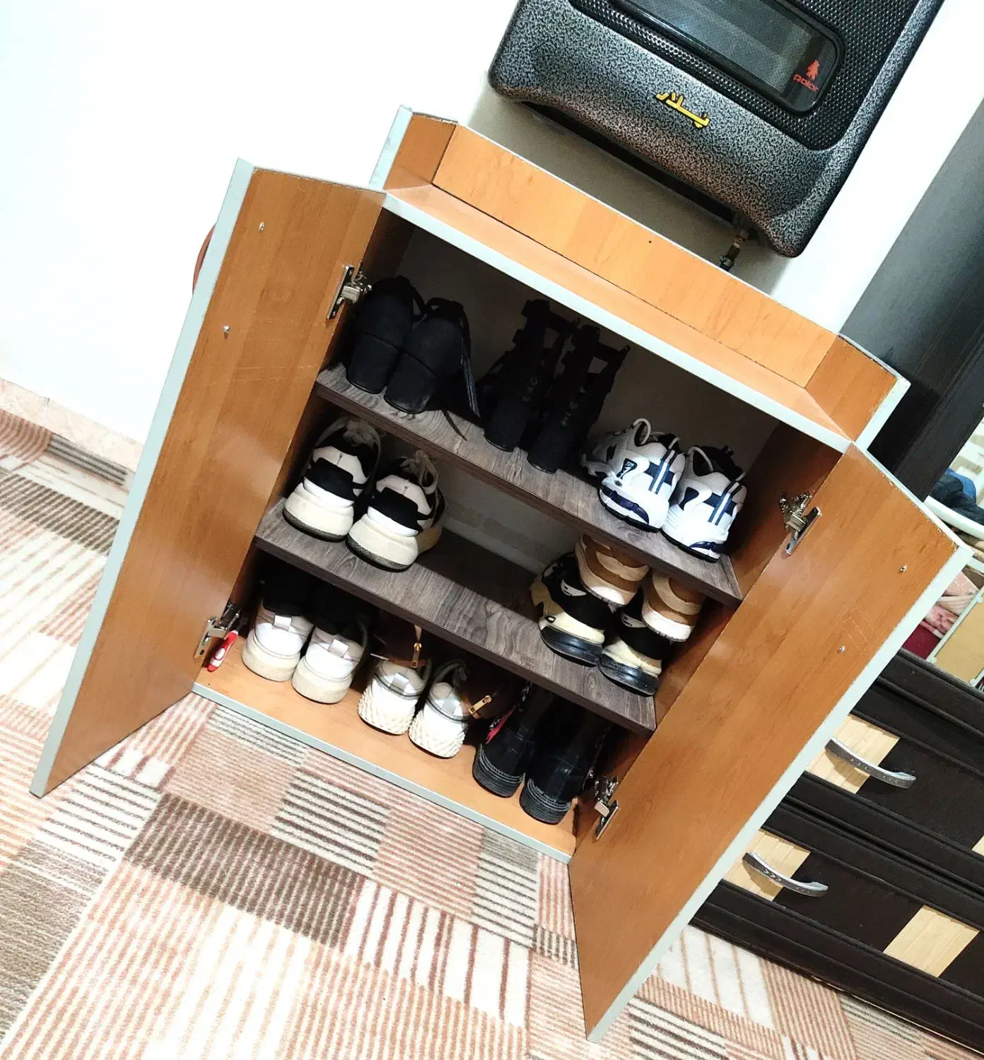 جاکفشی|جاکفشی، کمد، دراور|کرمان, |دیوار