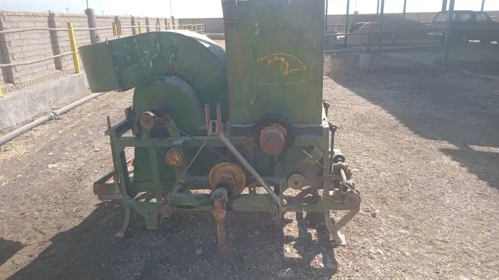 دستگاه خرمن کوب مخصوص لوبیا نخود کنجد|ماشین‌آلات صنعتی|مرودشت, کوشک|دیوار