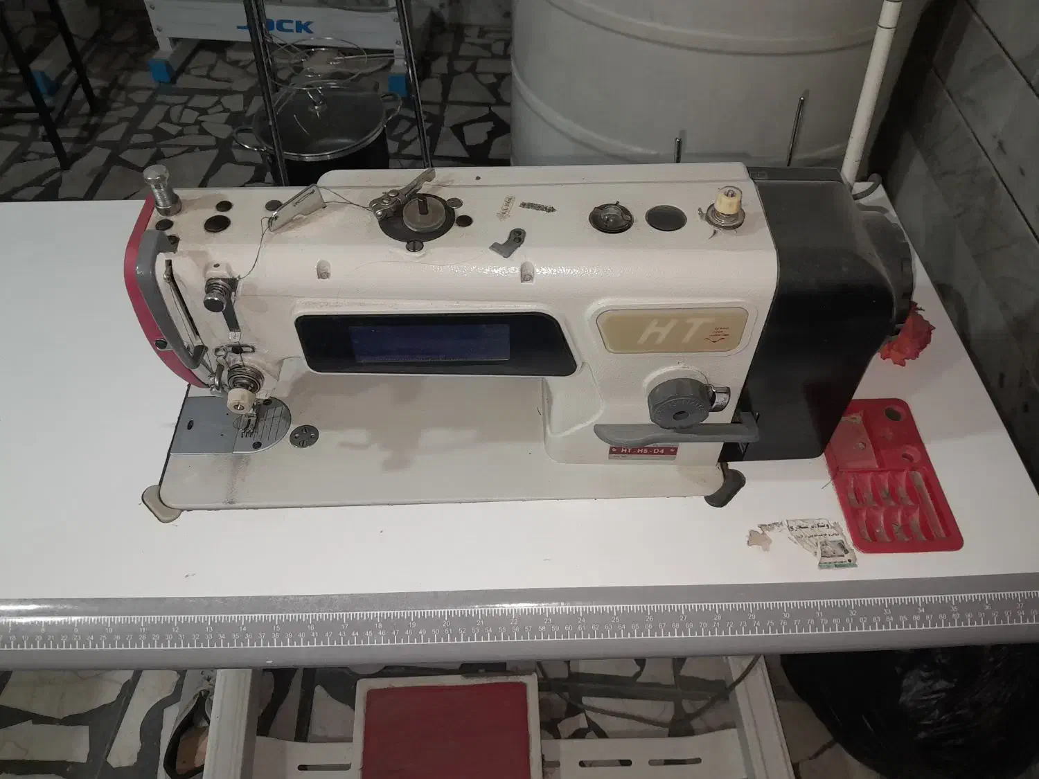 چرخ خیاطی|چرخ خیاطی و ریسندگی|اصفهان, مارچین|دیوار