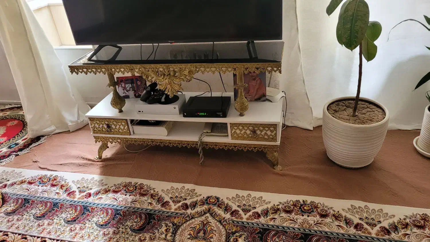 ست آیینه و شمعدان ویترین و زیر تلویزیونی برنز|آینه|اصفهان, کنگاز|دیوار