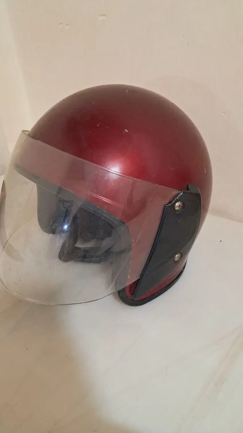 کلاه ایمنی|دوچرخه، اسکیت، اسکوتر|پیشوا, |دیوار