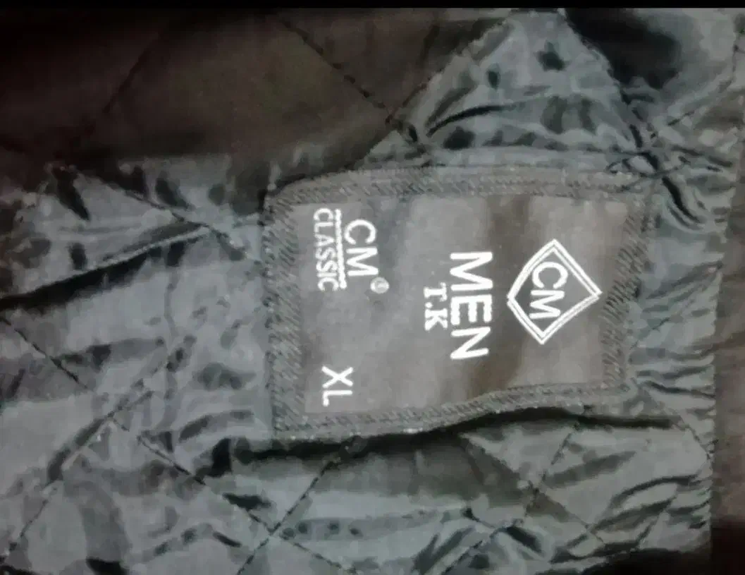 پالتوخارجی|لباس|نجف‌آباد, یزدانشهر|دیوار