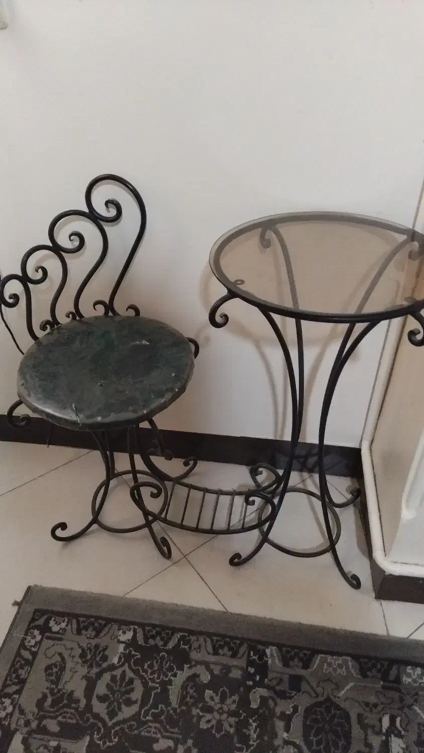 فرش کودک ۱۳۰۰ نو میز تلفن۸۰۰تومان|فرش|فردیس, شهرک ۱۱۰|دیوار