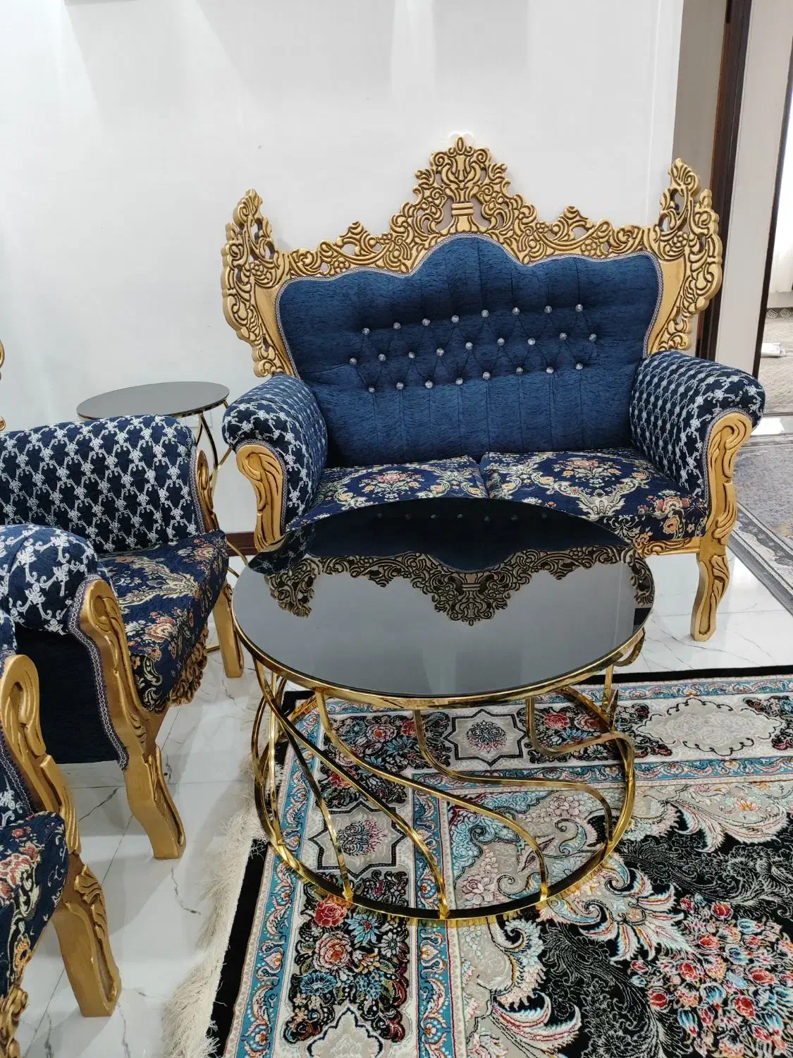 یه عدد میز عسلی بزرگ|مبلمان خانگی و میز عسلی|کهریزک, |دیوار