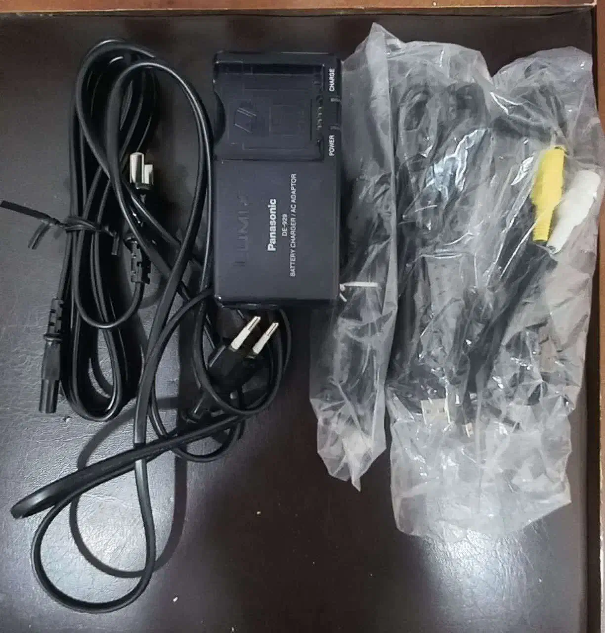 شارژر باطری دوربین|دوربین عکاسی و فیلمبرداری|اصفهان, آبشار|دیوار