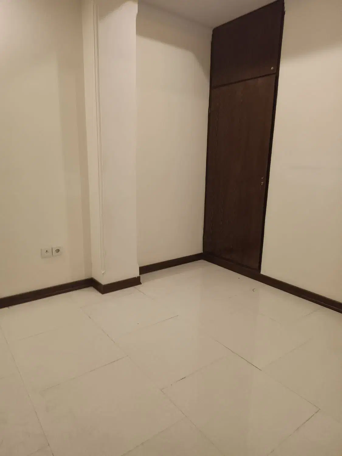 130متر3خواب میدان کلانتری یوسف آباد