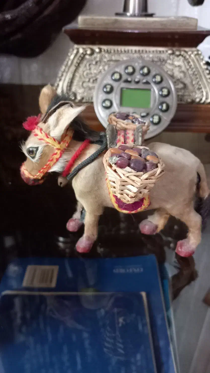 دکوری زیبا قدیمی اندازه حدود ۱۷سانتی|صنایع دستی و سایر لوازم تزئینی|لاهیجان, انقلاب|دیوار