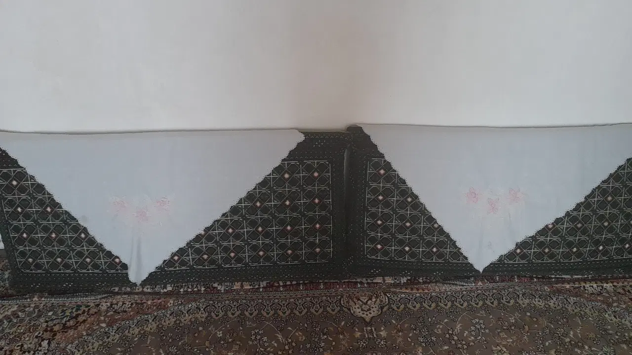 پشتی|پشتی|میاندوآب, |دیوار