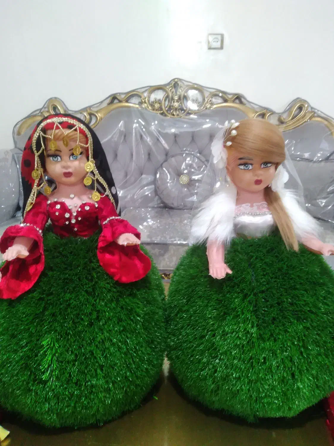 انواع سبزه طبیعی ومصنوعی|خدمات پذیرایی، مراسم|بروجرد, |دیوار