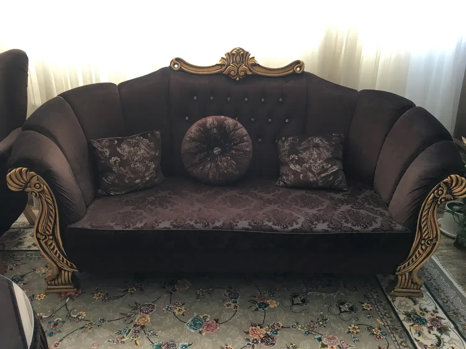 مبلمان ۷ نفره تمیز|مبلمان خانگی و میز عسلی|شاهین‌شهر, فدک|دیوار