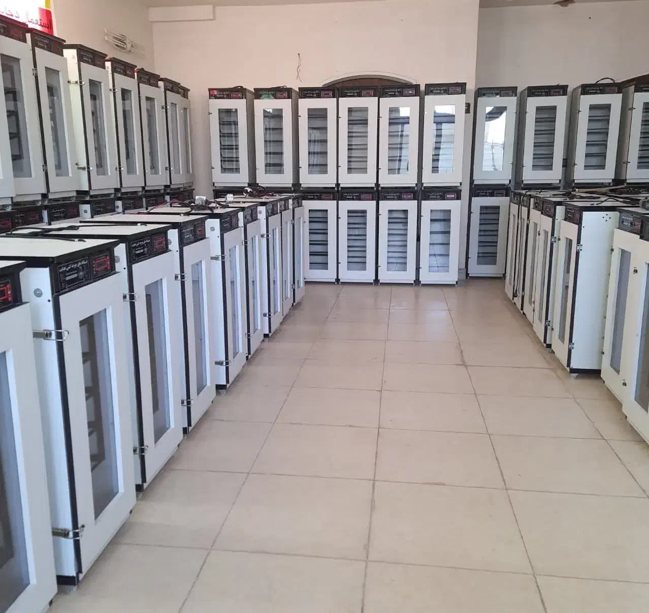 دستگاه جوجه کشی سـنسور قدرتمـند Suisse|لوازم جانبی حیوانات|رفسنجان, |دیوار