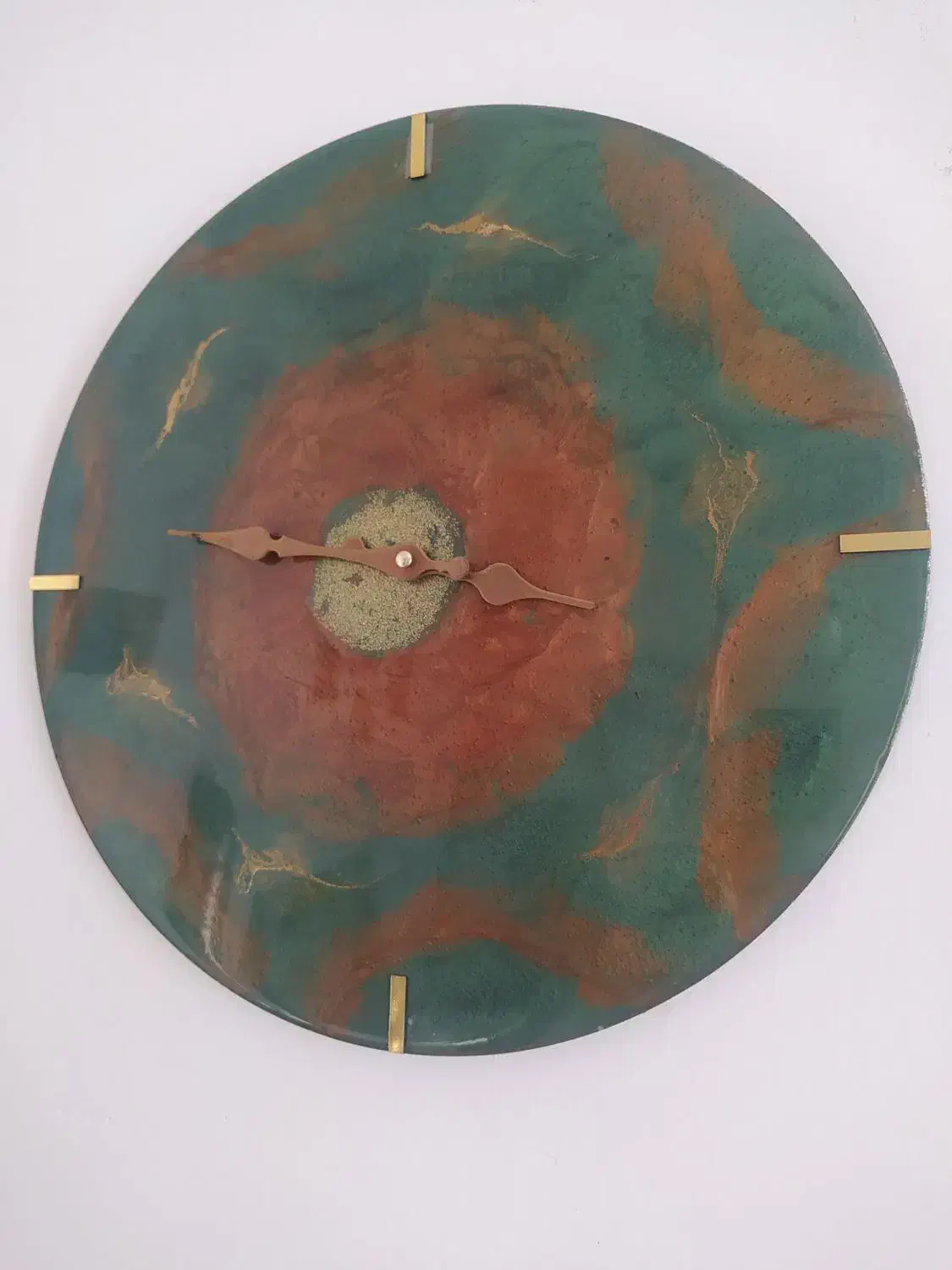 ساعت دیواری جنس چوب و رزین|ساعت دیواری و تزئینی|بجنورد, |دیوار