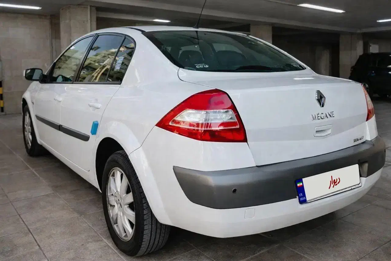 مگان ۲۰۰۰|خودرو سواری و وانت|شیراز, رازی|دیوار