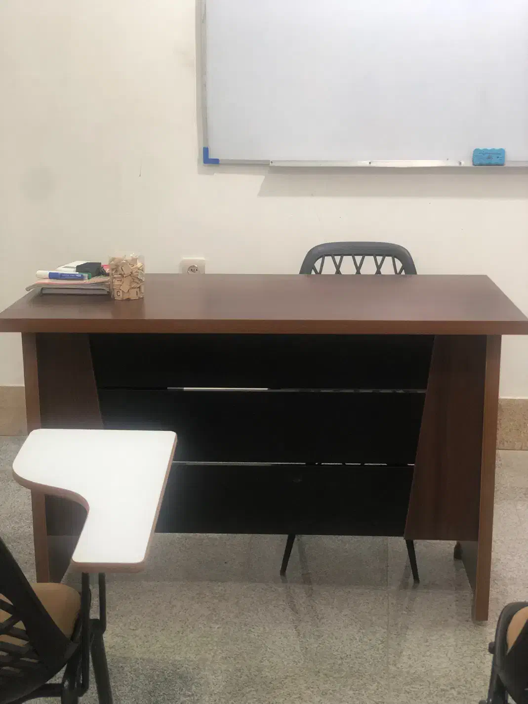 فروش میز و صندلی اداری|دفتر کار|چابهار, |دیوار