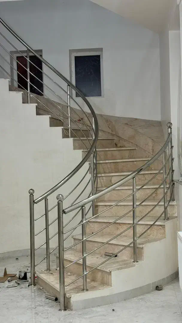 نرده استیل|خدمات پیشه و مهارت|تایباد, |دیوار