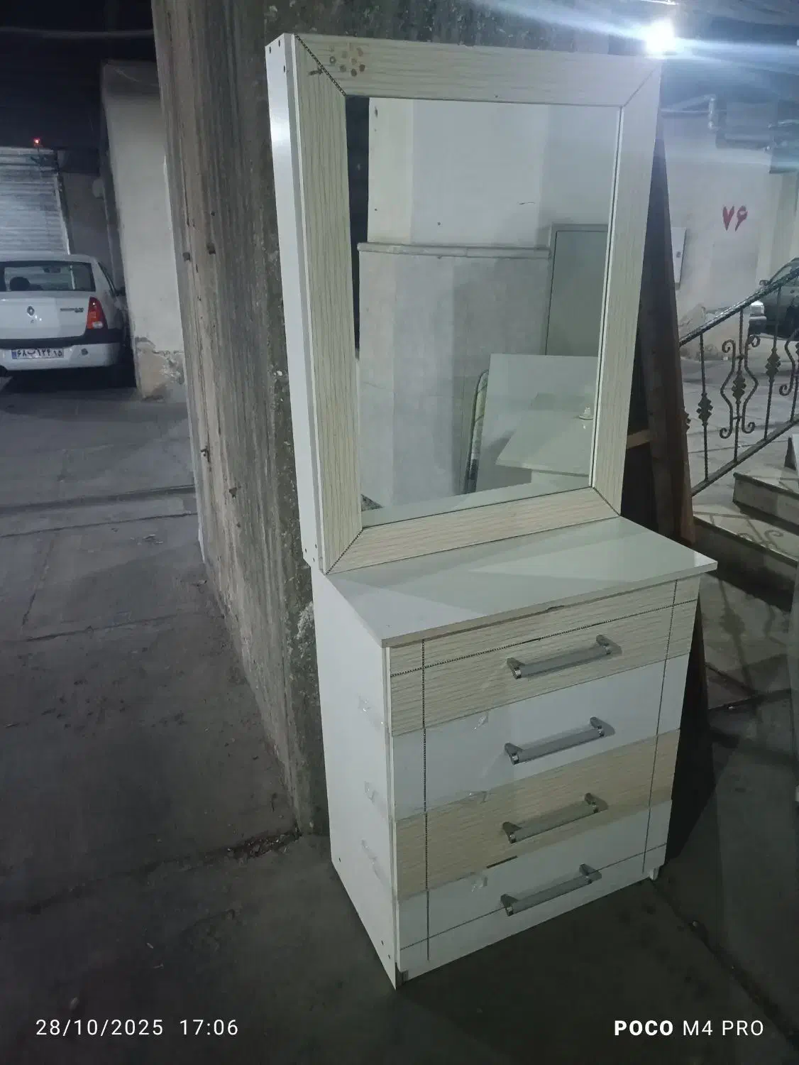 دراور  آینه دار کمد لباس|مبلمان خانگی و میز عسلی|تبریز, |دیوار