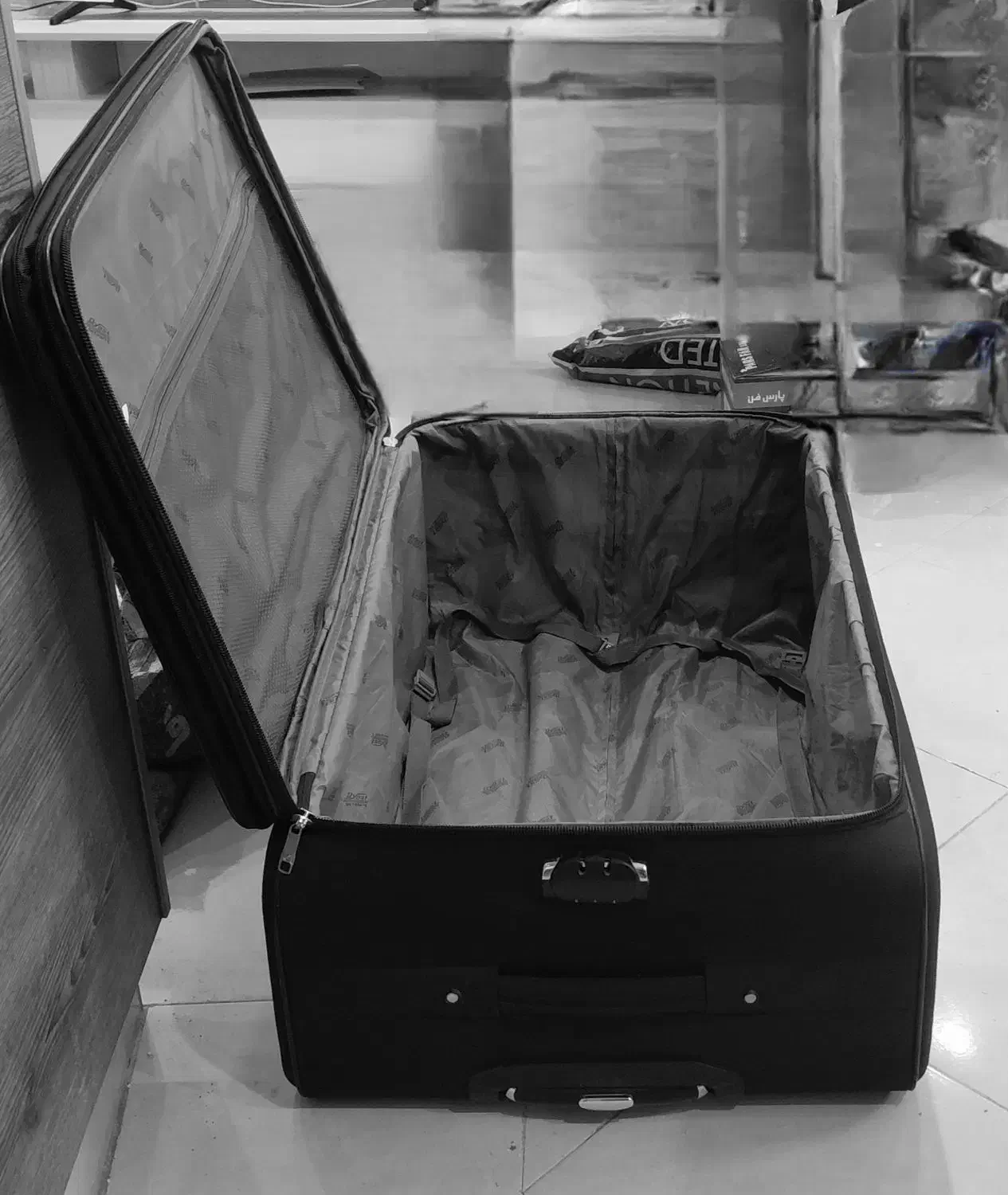 چمدان برزنتی بزرگ خارجی|کیف، کفش، کمربند|تهران, یافت آباد شمالی|دیوار