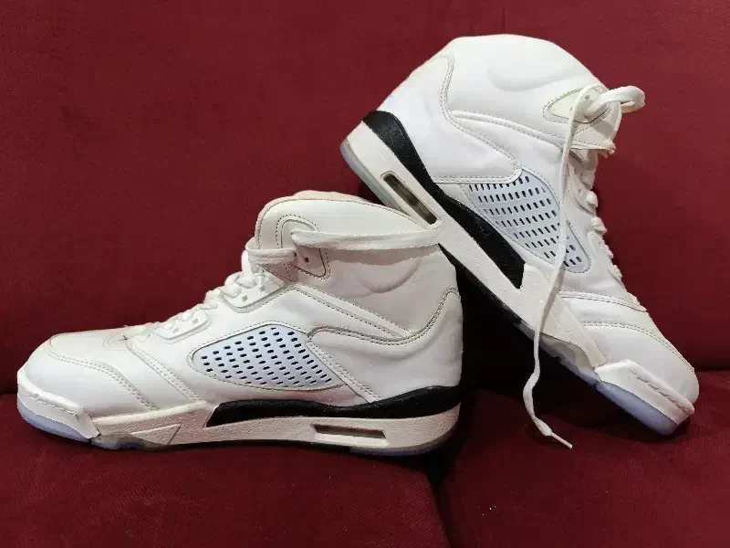 کفش جردن 5 (۴۳)|کیف، کفش، کمربند|سیرجان, |دیوار