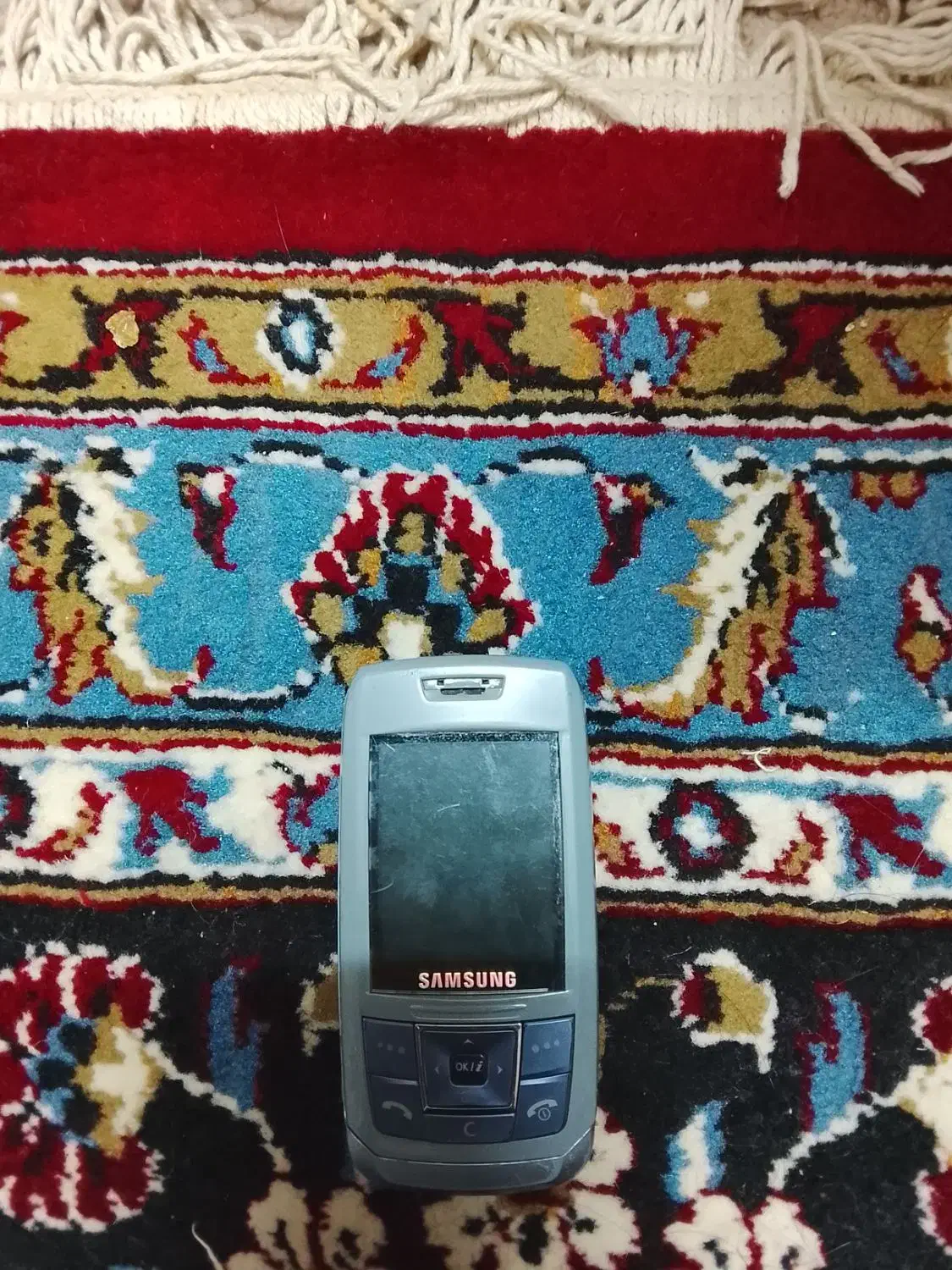 یک عدد گوشی ساده سامسونگ|موبایل|مشهد, گاز|دیوار