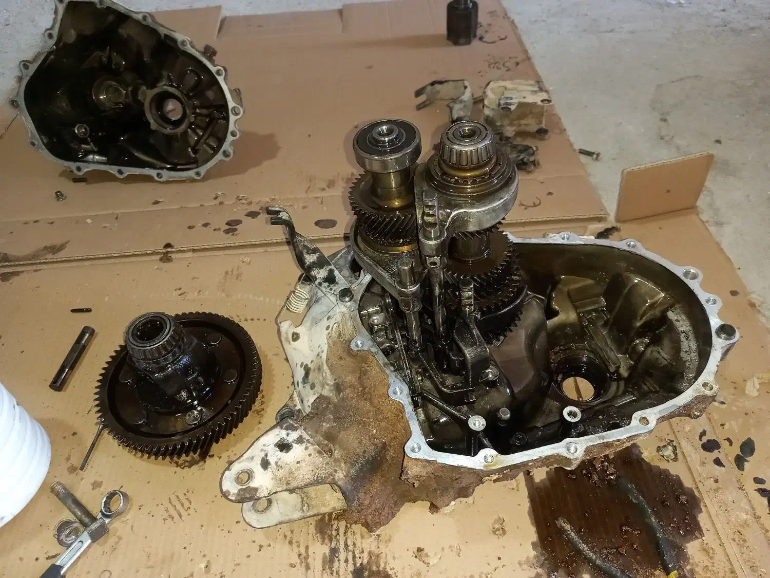 تعمیرگاه مکانیکی خودرو های خارجی و ایرانی مهدی|خدمات موتور و ماشین|خرمآباد, |دیوار