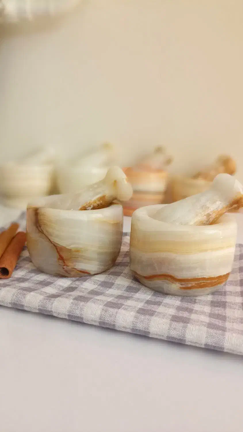 هاون سنگی عمده|ظروف پخت‌وپز|مریوان, |دیوار