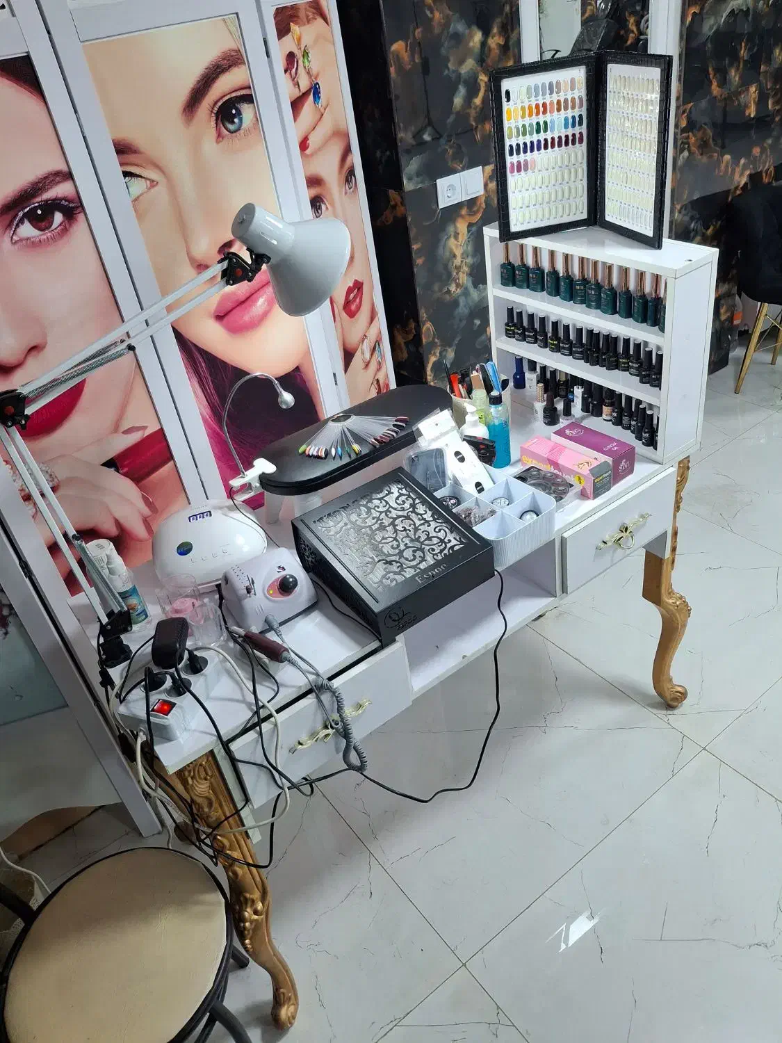 حراج صفر تا صد وسایل کاشت ناخن|آرایشی، بهداشتی، درمانی|لنجان, |دیوار