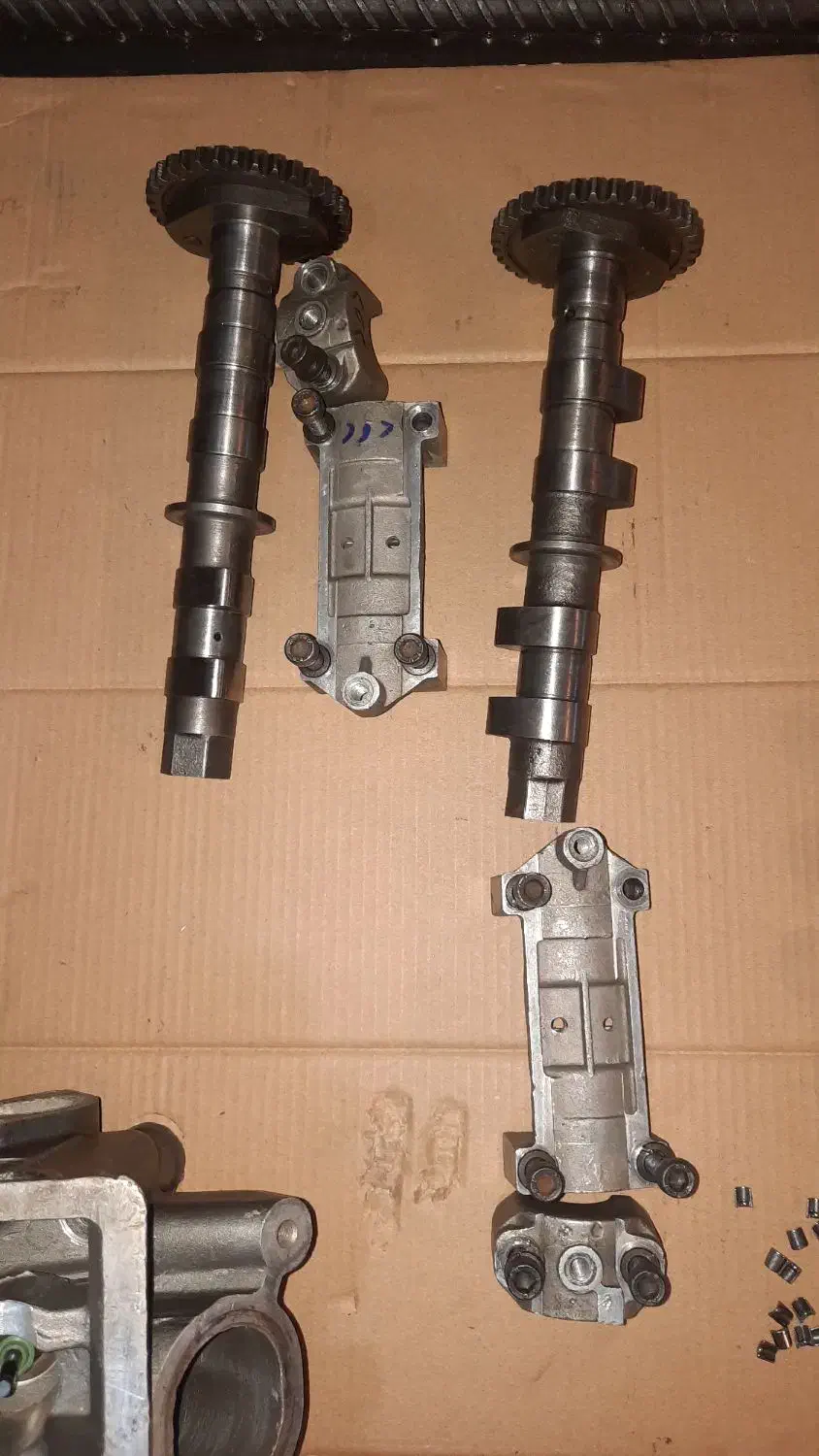 سر سیلندر و لوازم بنلی ۳۰۰|قطعات یدکی و لوازم جانبی|رشت, کوی قدس|دیوار