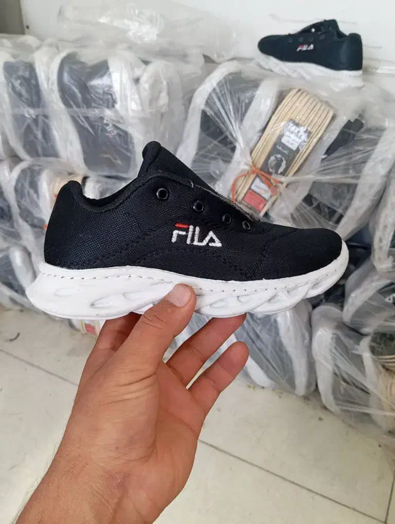 کفش درجه یک|کیف، کفش، کمربند|روانسر, |دیوار