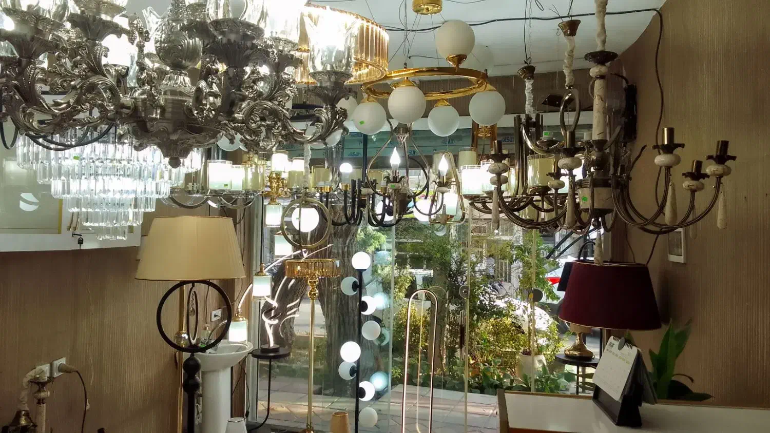 فروشگاه|لوستر و چراغ آویز|چهاردانگه (تهران), |دیوار