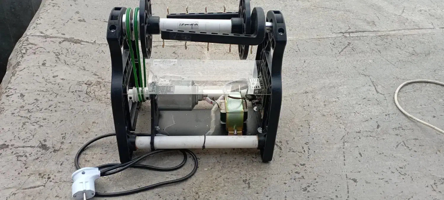 دستگاه پشم ریسی|چرخ خیاطی و ریسندگی|فریدونشهر, |دیوار