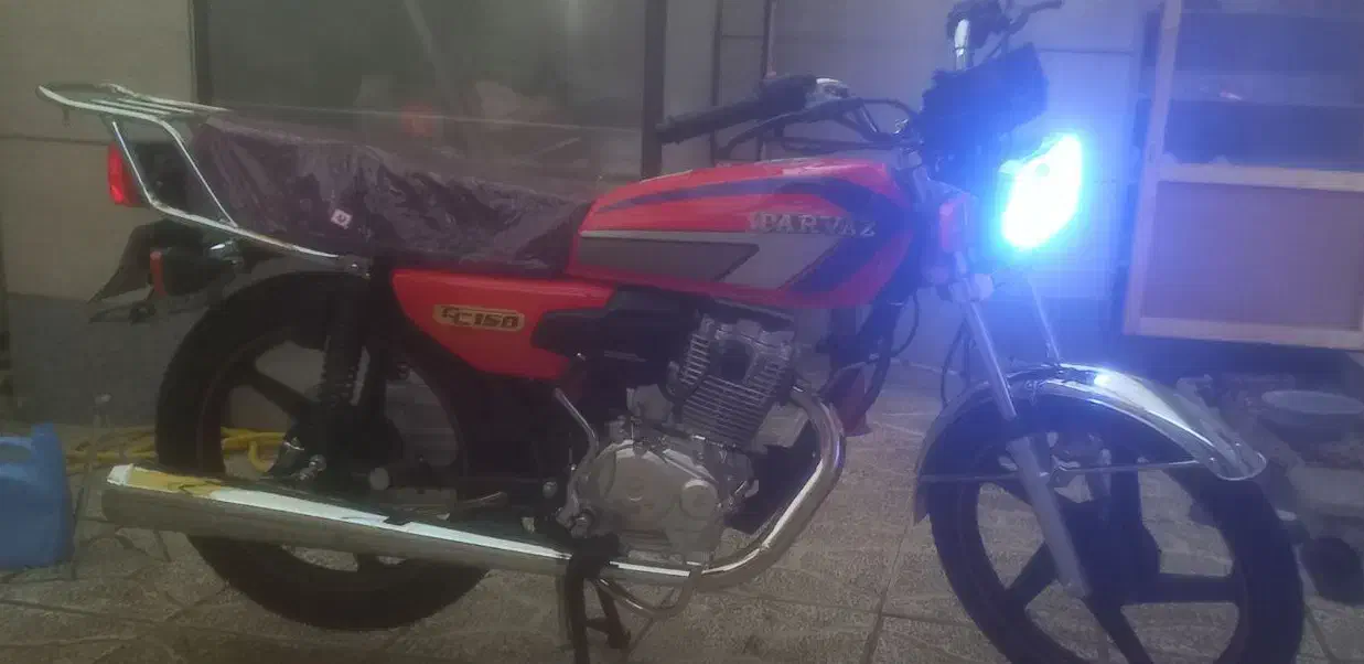 پرواز 150|موتورسیکلت|نیشابور, گنبد سبز|دیوار