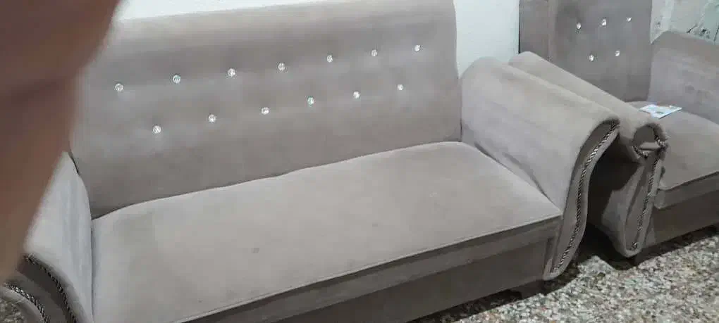 مبلدستدوم|مبلمان خانگی و میز عسلی|لاهیجان, کوی خزر|دیوار