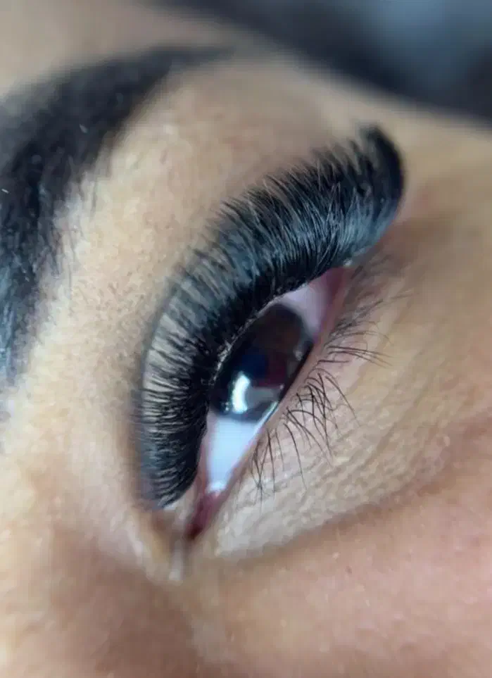 تخفیف ویژه خدمات اکستنشن مژه و لیفت ابرو و مژه|خدمات آرایشگری و زیبایی|تهران, هفت حوض|دیوار