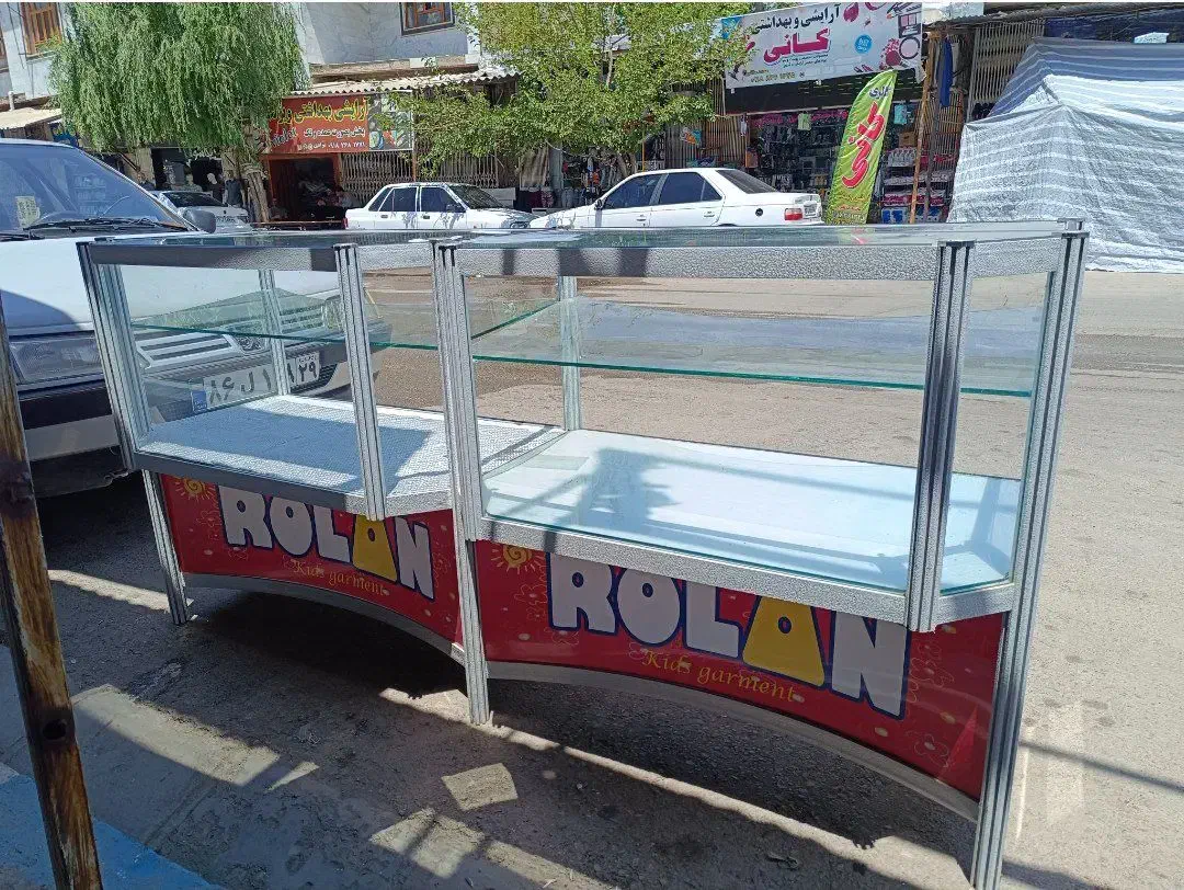 ویترین آلمینیوم 1*2|بوفه، ویترین، کنسول|روانسر, |دیوار