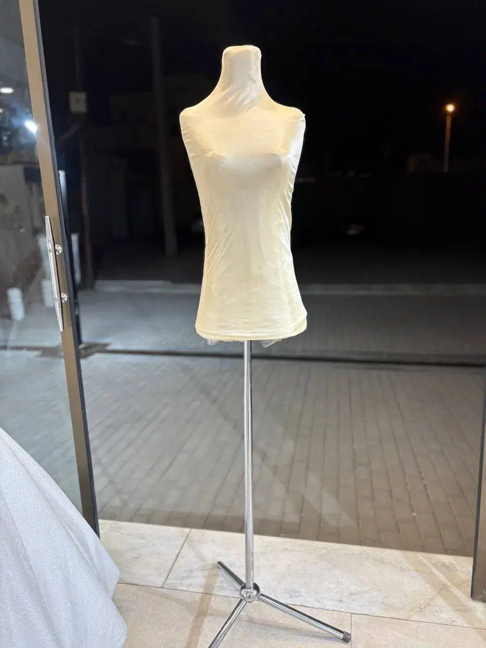 فروش مانکن خیاطی|لوازم خیاطی و بافتنی|گرمسار, |دیوار