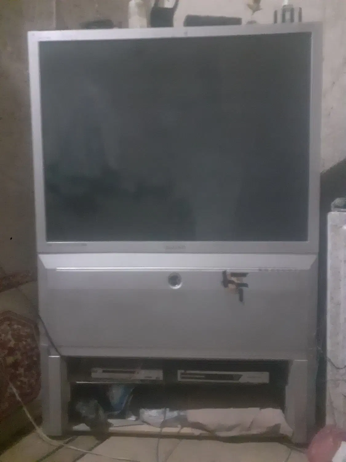 LCD Samsung|تلویزیون و پروژکتور|سراوان, |دیوار