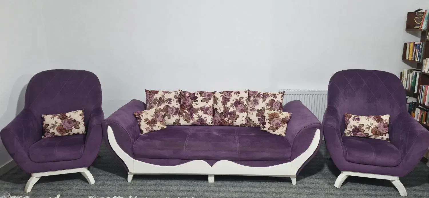 مبل ۵ نفره کاملا سالم و تمیز|مبلمان خانگی و میز عسلی|آستارا, |دیوار