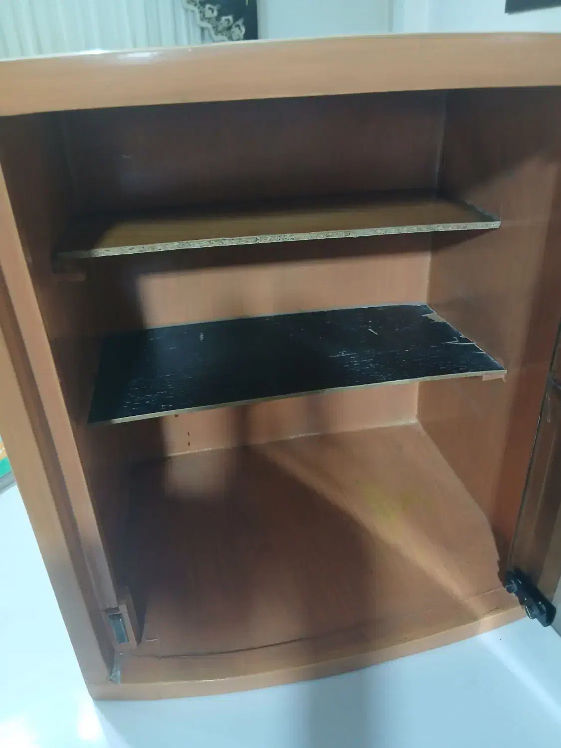 قفسه دارو|کتابخانه، شلف، قفسههای دیواری|بروجن, |دیوار